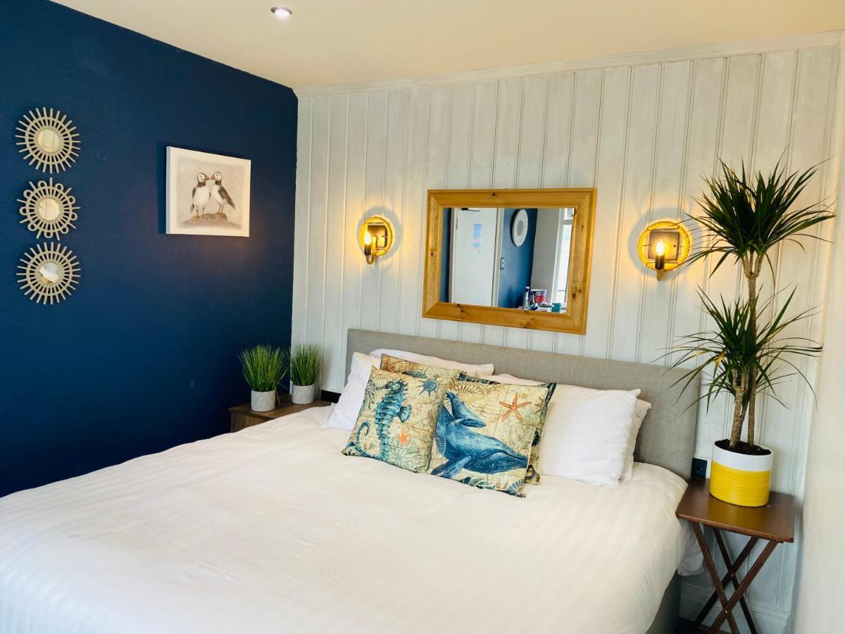 Gazelle Hotel Menai Bridge Bagian luar foto