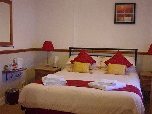 Gazelle Hotel Menai Bridge Bagian luar foto
